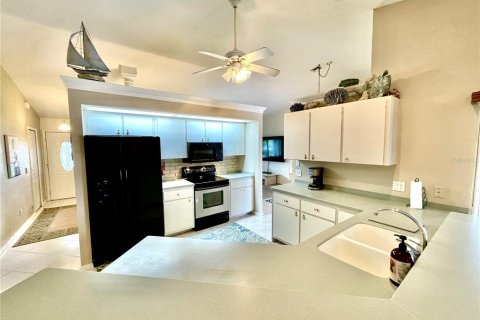 Casa en venta en Port Charlotte, Florida, 3 dormitorios, 175.49 m2 № 1383377 - foto 25