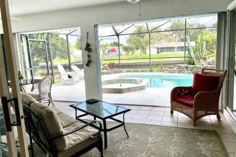 Casa en venta en Port Charlotte, Florida, 3 dormitorios, 175.49 m2 № 1383377 - foto 17