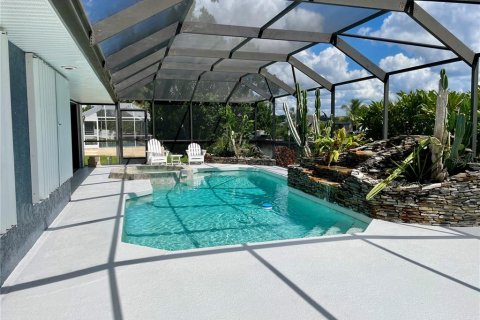 Villa ou maison à vendre à Port Charlotte, Floride: 3 chambres, 175.49 m2 № 1383377 - photo 18