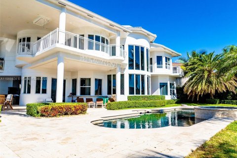 Casa en venta en Lighthouse Point, Florida, 5 dormitorios, 611.85 m2 № 1103745 - foto 8