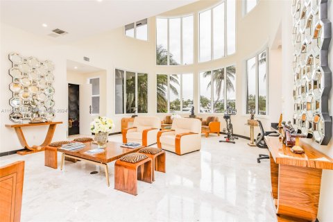 Casa en venta en Lighthouse Point, Florida, 5 dormitorios, 611.85 m2 № 1103745 - foto 14