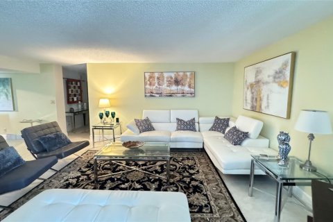 Copropriété à vendre à Fort Lauderdale, Floride: 2 chambres, 139.35 m2 № 1118227 - photo 26