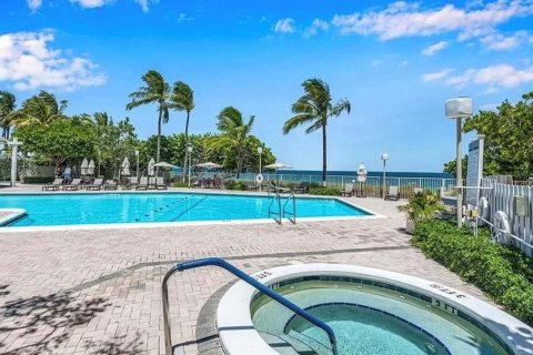 Copropriété à vendre à Fort Lauderdale, Floride: 2 chambres, 139.35 m2 № 1118227 - photo 11