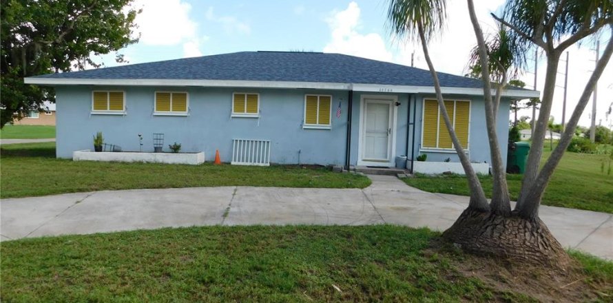 House in Punta Gorda, Florida 2 bedrooms, 150.5 sq.m. № 1342830