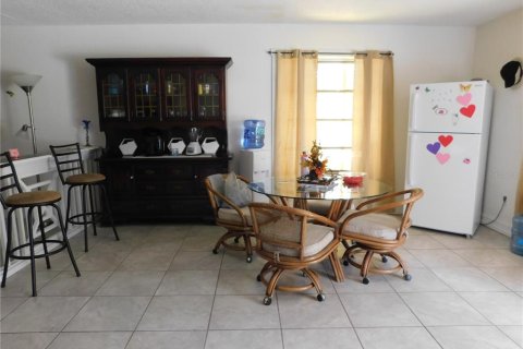 House in Punta Gorda, Florida 2 bedrooms, 150.5 sq.m. № 1342830 - photo 13