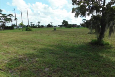 Casa en venta en Punta Gorda, Florida, 2 dormitorios, 150.5 m2 № 1342830 - foto 3