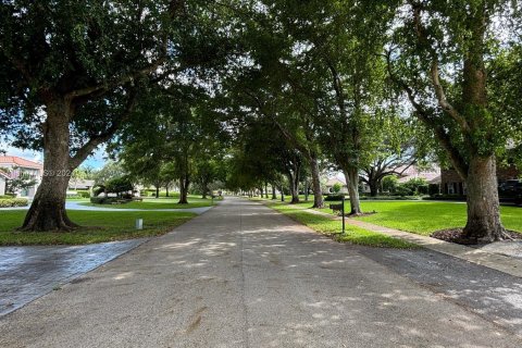 Condo in Plantation, Florida, 4 bedrooms  № 1306461 - photo 6