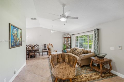Casa en venta en Coral Springs, Florida, 3 dormitorios, 155.15 m2 № 1234772 - foto 5