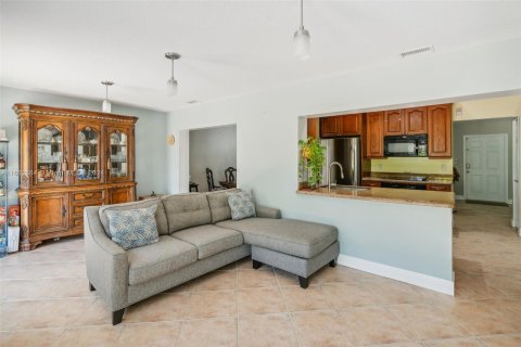 Villa ou maison à vendre à Coral Springs, Floride: 3 chambres, 155.15 m2 № 1234772 - photo 9