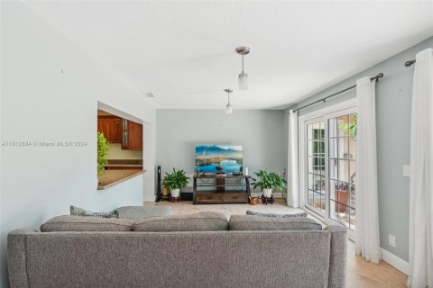 Casa en venta en Coral Springs, Florida, 3 dormitorios, 155.15 m2 № 1234772 - foto 8