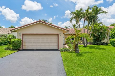 Casa en venta en Coral Springs, Florida, 3 dormitorios, 155.15 m2 № 1234772 - foto 1