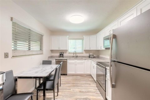 Duplex in Edgewater, Florida 2 bedrooms, 98.85 sq.m. № 1246001 - photo 18