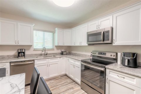 Duplex à vendre à Edgewater, Floride: 2 chambres, 98.85 m2 № 1246001 - photo 19