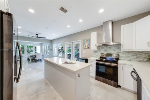 Villa ou maison à vendre à Miami, Floride: 3 chambres, 135.27 m2 № 1378683 - photo 22