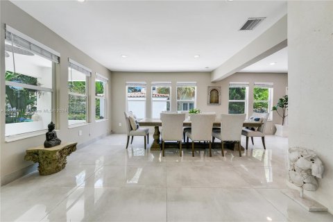 Casa en venta en Miami, Florida, 3 dormitorios, 135.27 m2 № 1378683 - foto 21