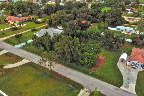 Terreno en venta en Englewood, Florida № 1378766 - foto 7