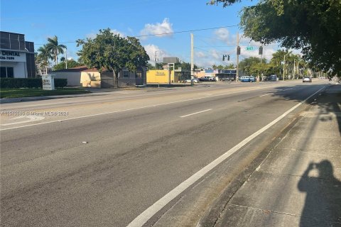 Propiedad comercial en venta en Hollywood, Florida № 1321143 - foto 2