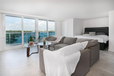 Copropriété à vendre à Miami Beach, Floride: 74.41 m2 № 1319333 - photo 4