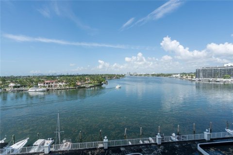 Copropriété à vendre à Miami Beach, Floride: 74.41 m2 № 1319333 - photo 18