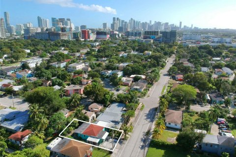 Villa ou maison à vendre à Miami, Floride: 2 chambres, 110.27 m2 № 1321101 - photo 6