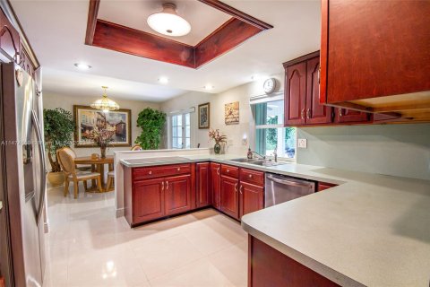 Villa ou maison à vendre à Homestead, Floride: 5 chambres, 250.46 m2 № 784760 - photo 8
