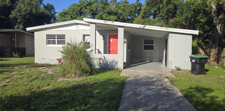 House in Orlando, Florida 3 bedrooms, 109.44 sq.m. № 1350366