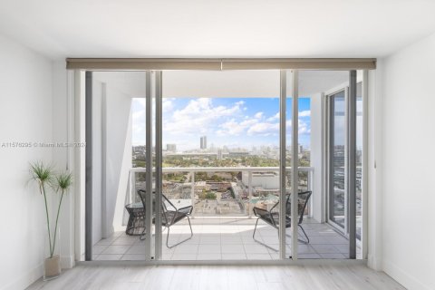 Condominio en venta en Miami Beach, Florida, 1 dormitorio, 76.18 m2 № 1142113 - foto 5