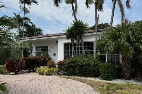 Villa ou maison à vendre à Surfside, Floride: 3 chambres № 1184253 - photo 28