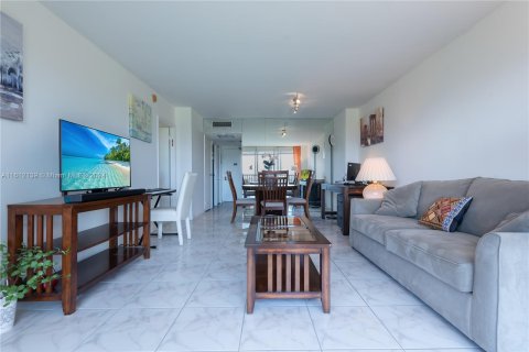 Copropriété à vendre à Aventura, Floride: 1 chambre, 84.82 m2 № 1236352 - photo 16