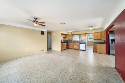 Casa en venta en Kenneth City, Florida, 3 dormitorios, 124.77 m2 № 1339201 - foto 3