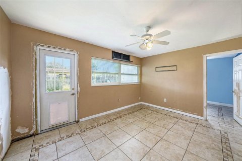 Casa en venta en Kenneth City, Florida, 3 dormitorios, 124.77 m2 № 1339201 - foto 9