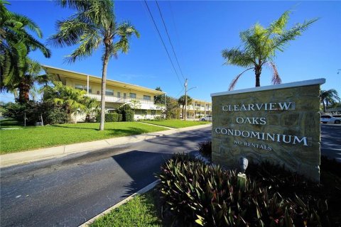 Condo in Kenneth City, Florida, 1 bedroom  № 1266332 - photo 22