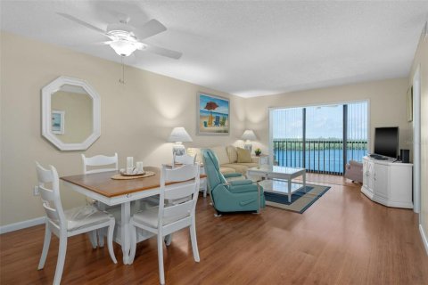 Copropriété à vendre à Port Richey, Floride: 2 chambres, 95.22 m2 № 1266333 - photo 13