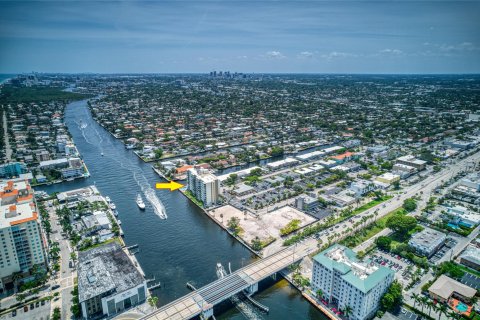 Condo in Fort Lauderdale, Florida, 1 bedroom  № 1005433 - photo 2