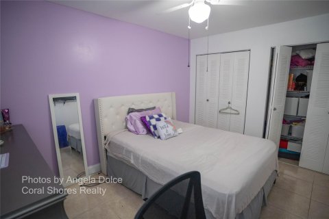 Condominio en venta en Tamarac, Florida, 2 dormitorios, 111.48 m2 № 1005018 - foto 18
