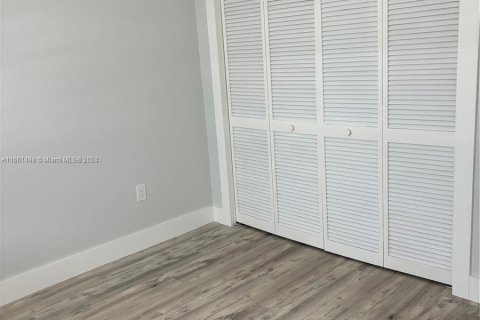 Appartement à louer à Miami, Floride: 2 chambres, 127.46 m2 № 1370404 - photo 9