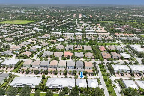 Villa ou maison à vendre à Jupiter, Floride: 4 chambres, 256.87 m2 № 636802 - photo 15