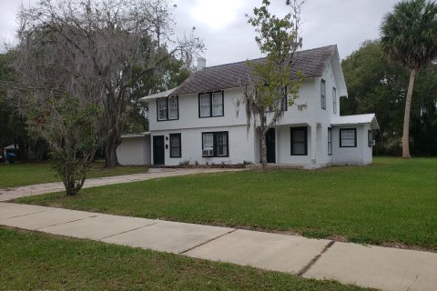 Duplex à vendre à Crescent City, Floride: 4 chambres, 177.81 m2 № 841091 - photo 2
