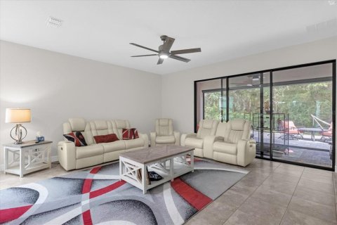 Casa en venta en Kissimmee, Florida, 4 dormitorios, 224.82 m2 № 1342591 - foto 19