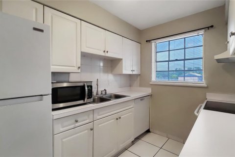 Condominio en venta en Orlando, Florida, 1 dormitorio, 72.19 m2 № 1390331 - foto 6