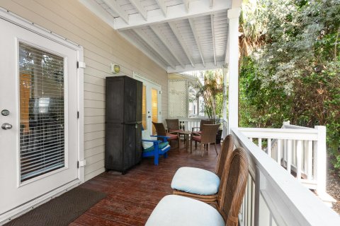 Townhouse in Key West, Florida 3 bedrooms, 129.32 sq.m. № 1120150 - photo 3