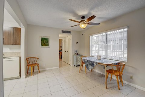 Condo in Delray Beach, Florida, 1 bedroom  № 678612 - photo 17