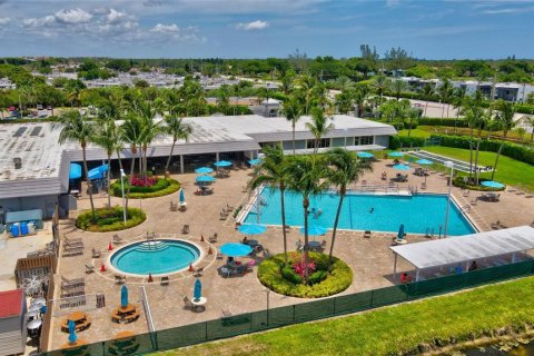 Condo in Delray Beach, Florida, 1 bedroom  № 678612 - photo 28