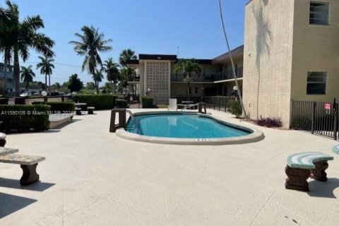 Apartamento en alquiler en Hollywood, Florida, 1 dormitorio № 1180004 - foto 9