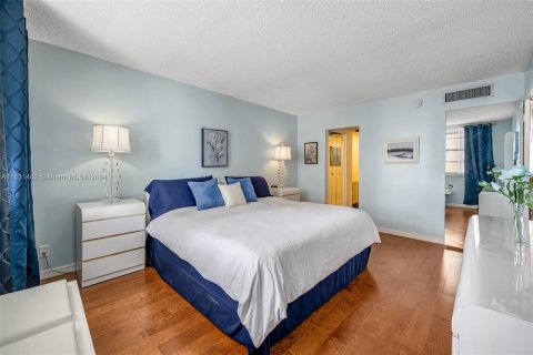 Copropriété à vendre à Hollywood, Floride: 1 chambre, 80.82 m2 № 1003714 - photo 30