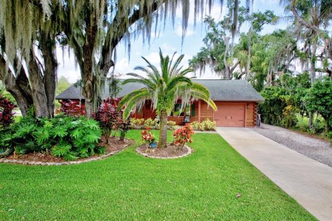 House in Lake Placid, Florida 2 bedrooms, 137.5 sq.m. № 1090286 - photo 2
