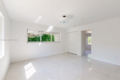 Casa en venta en Pinecrest, Florida, 3 dormitorios, 167.22 m2 № 808831 - foto 19