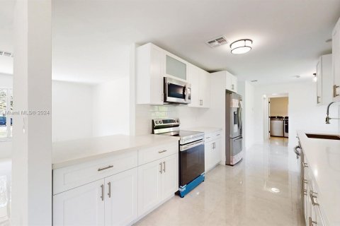 Casa en venta en Pinecrest, Florida, 3 dormitorios, 167.22 m2 № 808831 - foto 28