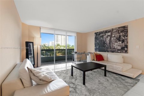 Condo in Aventura, Florida, 2 bedrooms  № 1401338 - photo 2