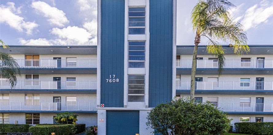 Condominio en Margate, Florida, 2 dormitorios  № 863178